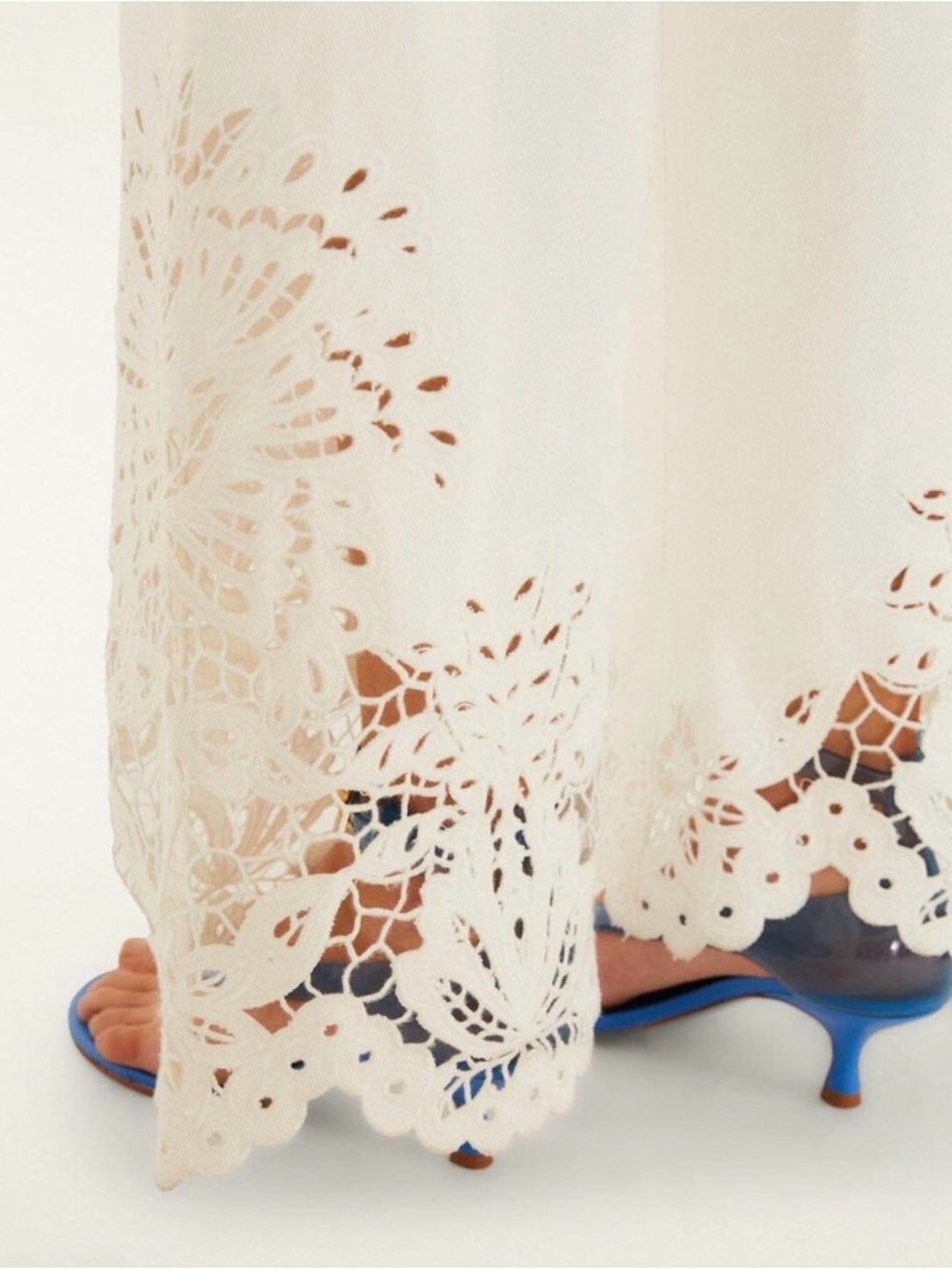 FARM Rio Cream Wide-Leg Laser-Cut Flare Jeans - Picture 5 of 8